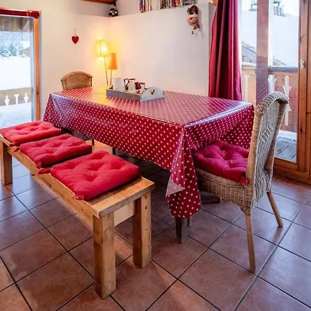 Le Cocon Detached Chalet Peisey-Nancroix