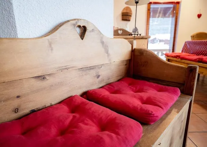 Chalet Le Cocon Detached *